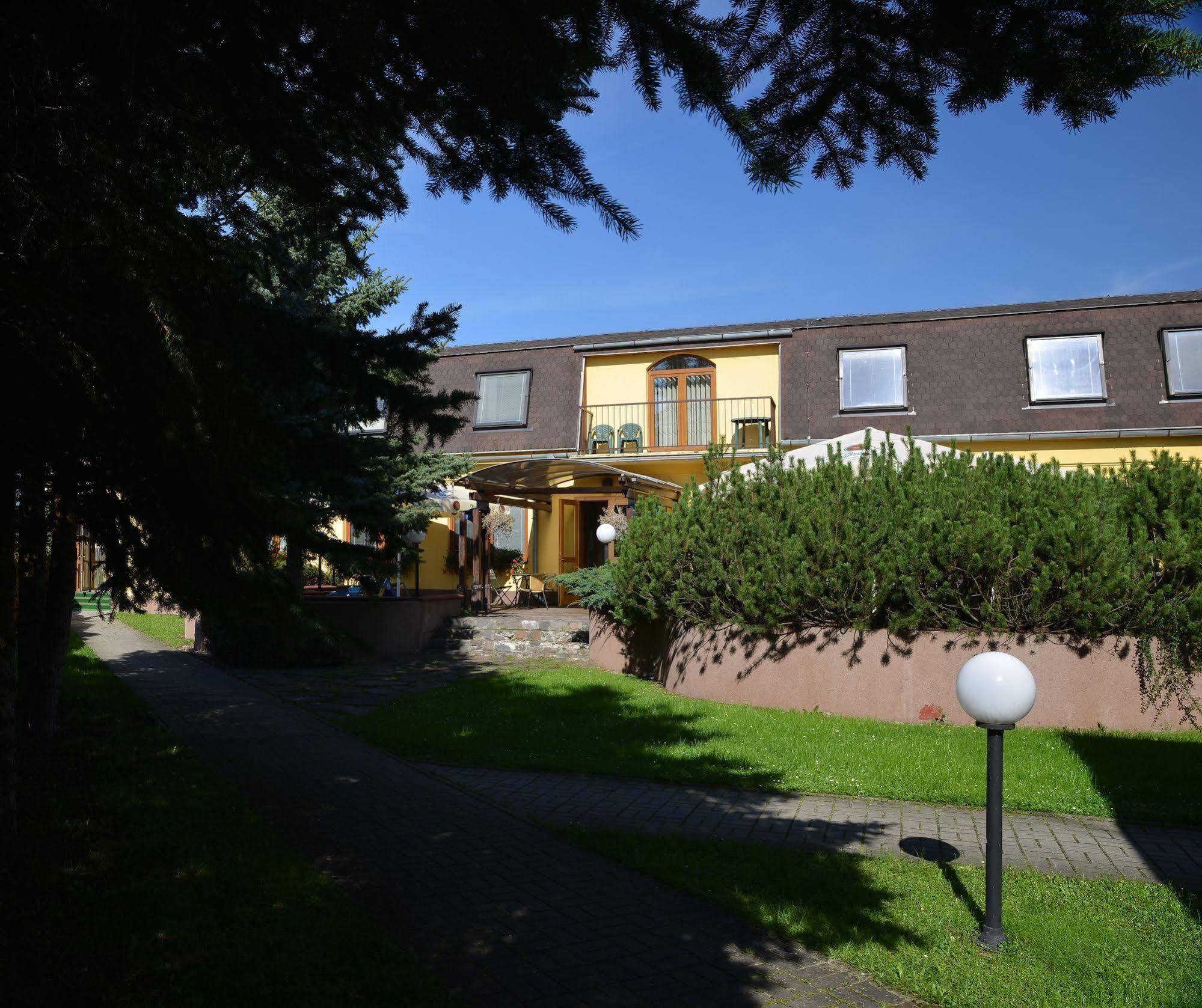 Penzion Agrothermal Besenova Exterior foto